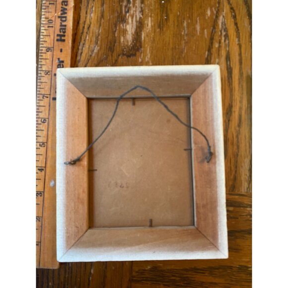 Vintage Speckled Gold Frame With Parakeet Print Art - Picture 4 of 4